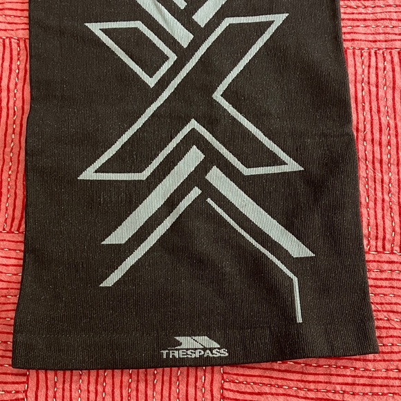 DLX Tresspass Turpin neck Black and Gray ventilated Neck warmer / tube /Gaiter - Picture 9 of 14